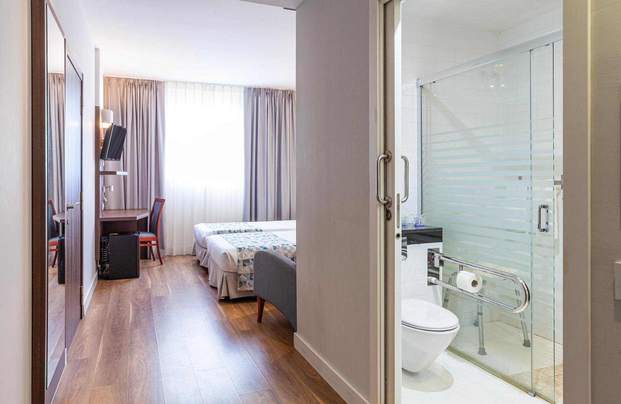 Hotel Olympia Universidades Valencia Exteriör bild