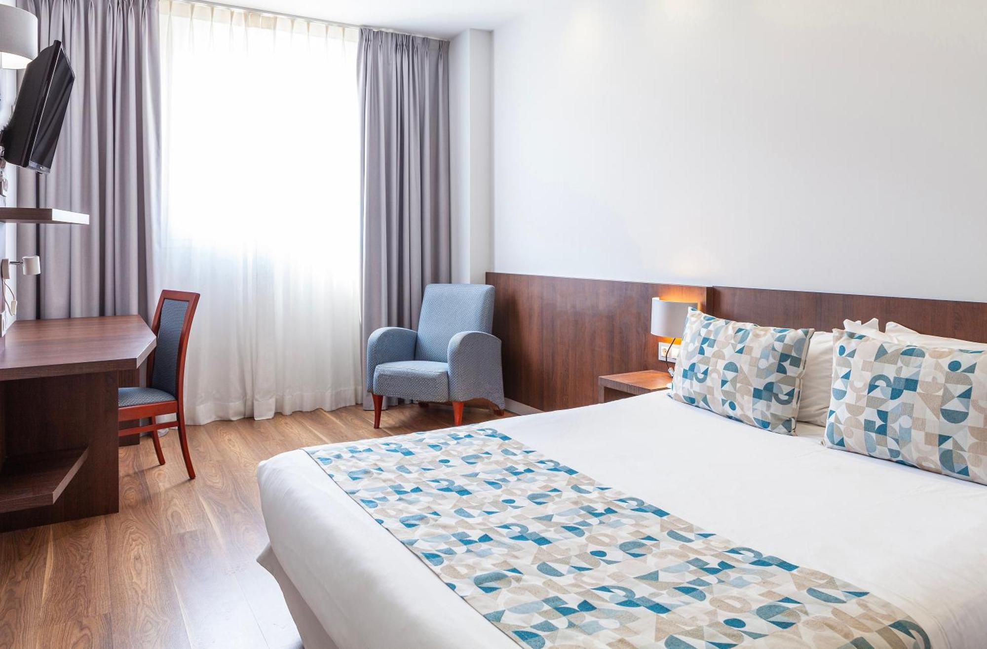 Hotel Olympia Universidades Valencia Exteriör bild